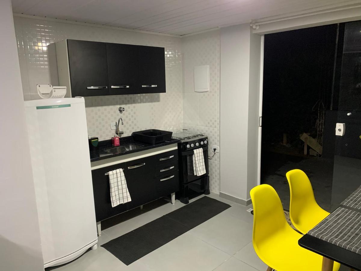 شقة Kitnet Aconchegante Em Bairro Nobre Bem Localizado Campos do Jordão المظهر الخارجي الصورة